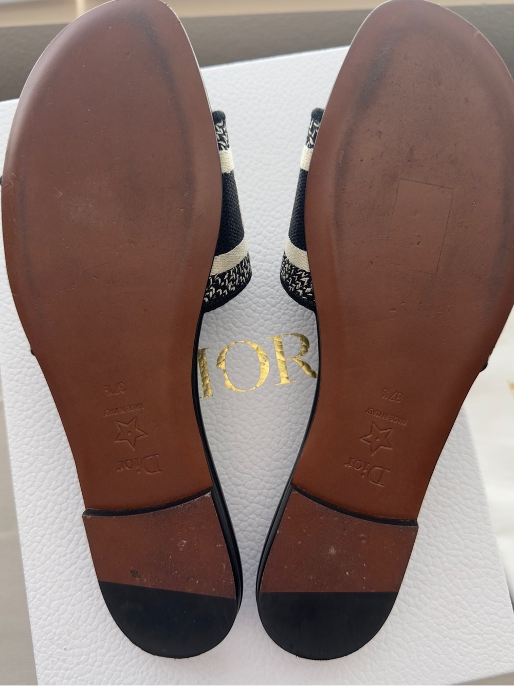 Dior Black and White Logo Slide Sandals - Picture 5 of 6